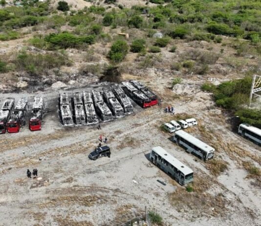 Detienen a responsables del incendio que afectó a 11 unidades del sistema Transbarca de Lara