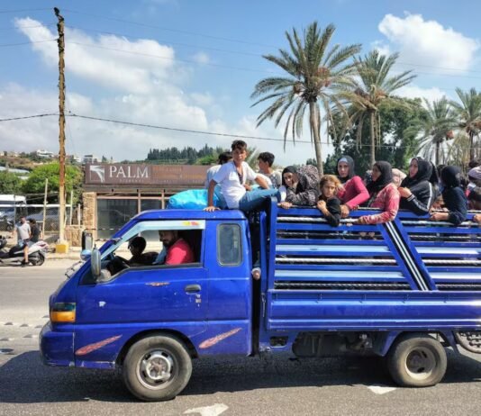6 mil sirios y 3 mil libaneses cruzan a Siria por bombardeos israelíes en Líbano