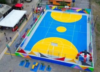 Entregan rehabilitada cancha de usos múltiles en comunidad Valle Dorado en Iribarren