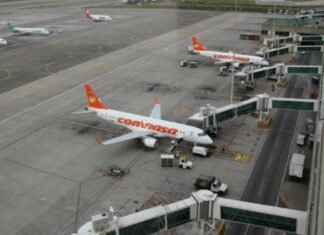 Velásquez Araguayán: Suspensión de vuelos responde a medidas de seguridad