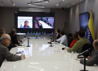 Gobierno y gremio empresarial garantizan abastecimiento en distintos rubros para la temporada decembrina