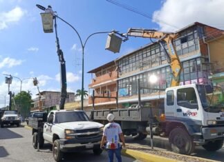 Instalan 240 luminarias en Avenida Tricentenaria de Duaca