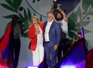 Orsi gana elecciones en un Uruguay que muestra su civilidad democrática
