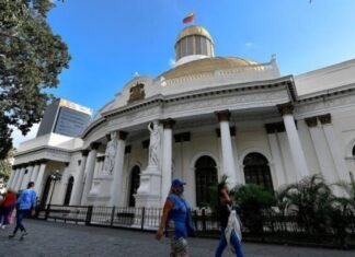 Maduro considera «ineludible» aprobar ley para enjuiciar a quienes pidan sanciones