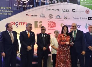 Consecomercio reconoce como Empresa de Servicios del Año a Digitel