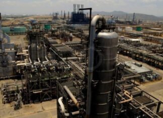 PDVSA evalúa planta de Fraccionamiento y Despacho José Antonio Anzoátegui en Barcelona