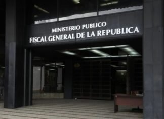 Fiscalía propone cooperación con EEUU para extraditar a Guaidó y Vecchio