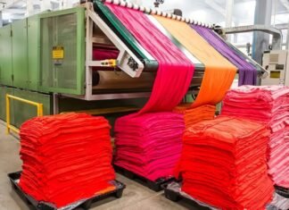 Diferencial cambiario, rezago tecnológico y falta de incentivos afectan industria textil nacional