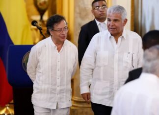 Colombia y Panamá acuerdan dar “trato humanitario” a migrantes deportados