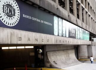 Presidente Maduro renueva la directiva del BCV