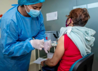 Petro fija plazo para que los colombianos estén vacunados contra la fiebre amarilla