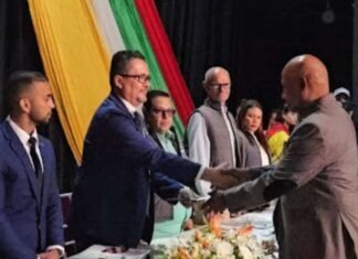 CNE entregó credenciales y proclamó como nuevo Gobernador de Lara a Luis Reyes Reyes