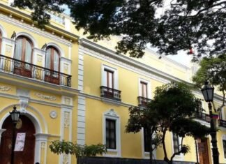 Venezuela emite «alerta máxima de viaje» a nacionales que vivan o planeen ir a EEUU