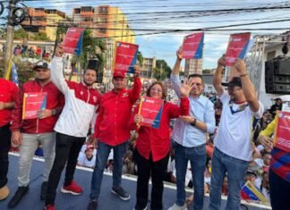 Formalizan su inscripción ante el CNE los candidatos por el GPPSB a las 9 alcaldías en Lara