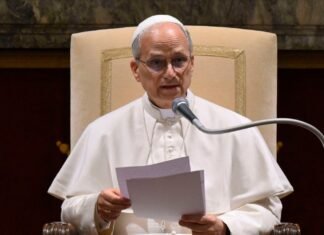 Papa insta a los gobernantes a atajar la «inaceptable» desigualdad en favor de la paz