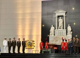 Conmemoran 214 Años de la Firma del Acta de la Independencia y Día de la FANB en el Panteón Nacional