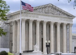 Decreto de Trump que busca poner fin a la ciudadanía por nacimiento volverá a la Corte Suprema