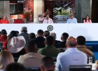 Presidente Maduro ordena despliegue de 4,5 millones de milicianos