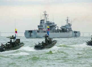 Padrino López anuncia despliegue de buques en aguas del Caribe para combatir el narcotráfico