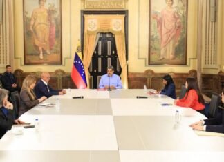 Consejo de Estado analiza decretos para enfrentar amenaza de EEUU