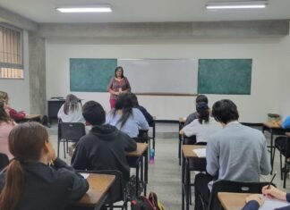 Fe y Alegría lanza la campaña «Beca a un Estudiante» para prevenir la deserción estudiantil