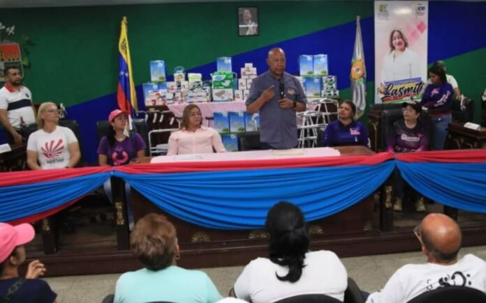2025-10-25 - Gobernador Reyes Reyes entregó 50 ayudas a través del 1X10 en el municipio Torres
