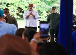 Maduro dice que han establecido más de 700 puntos de defensa de las costas