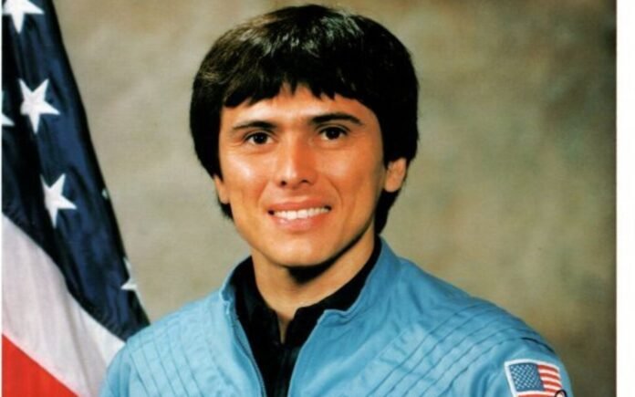 2025-10-26 - Franklin Chang Díaz y los años venezolanos del astronauta con más misiones al espacio